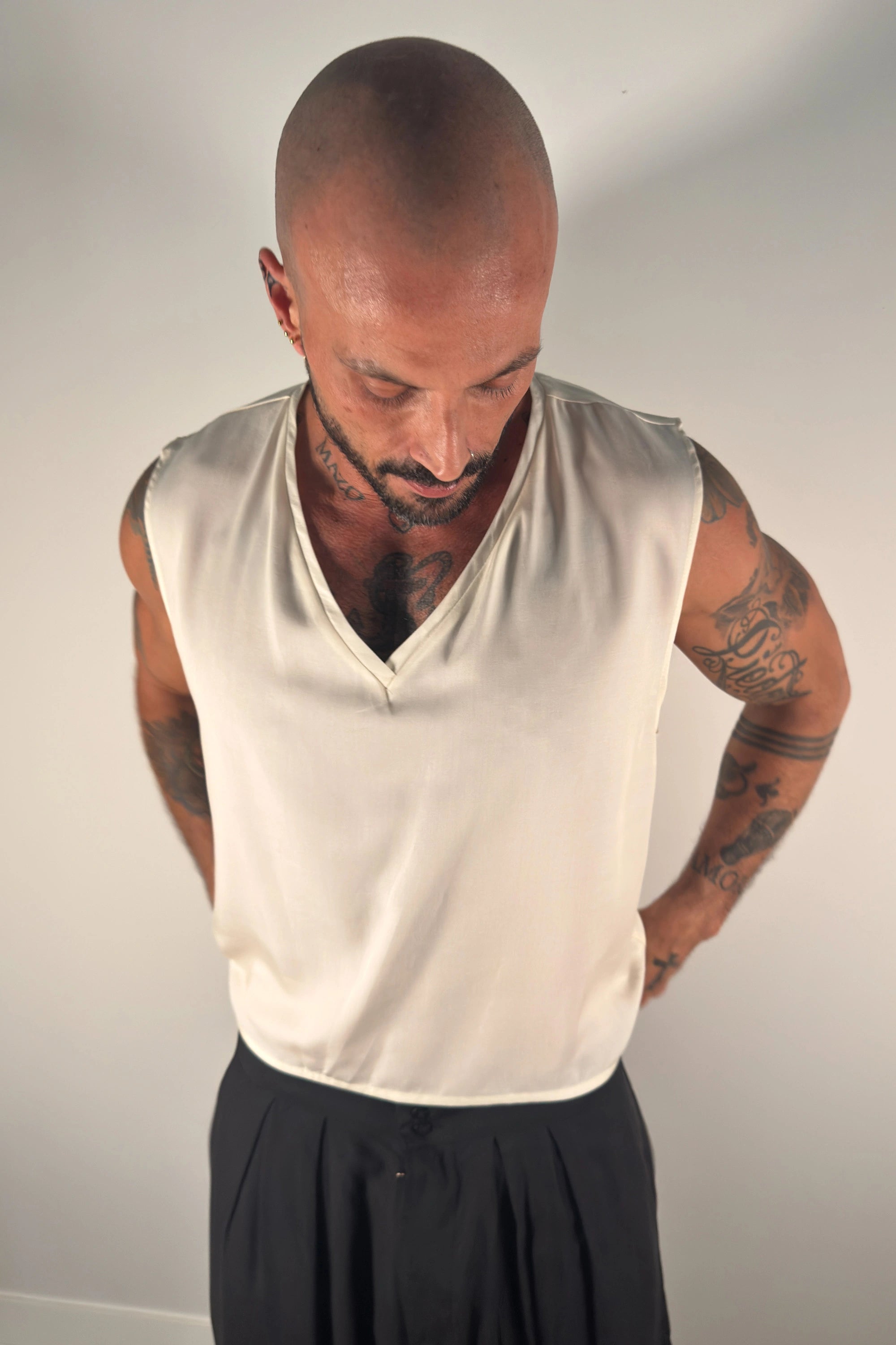 Fortis V-Neck Pullover - Cream