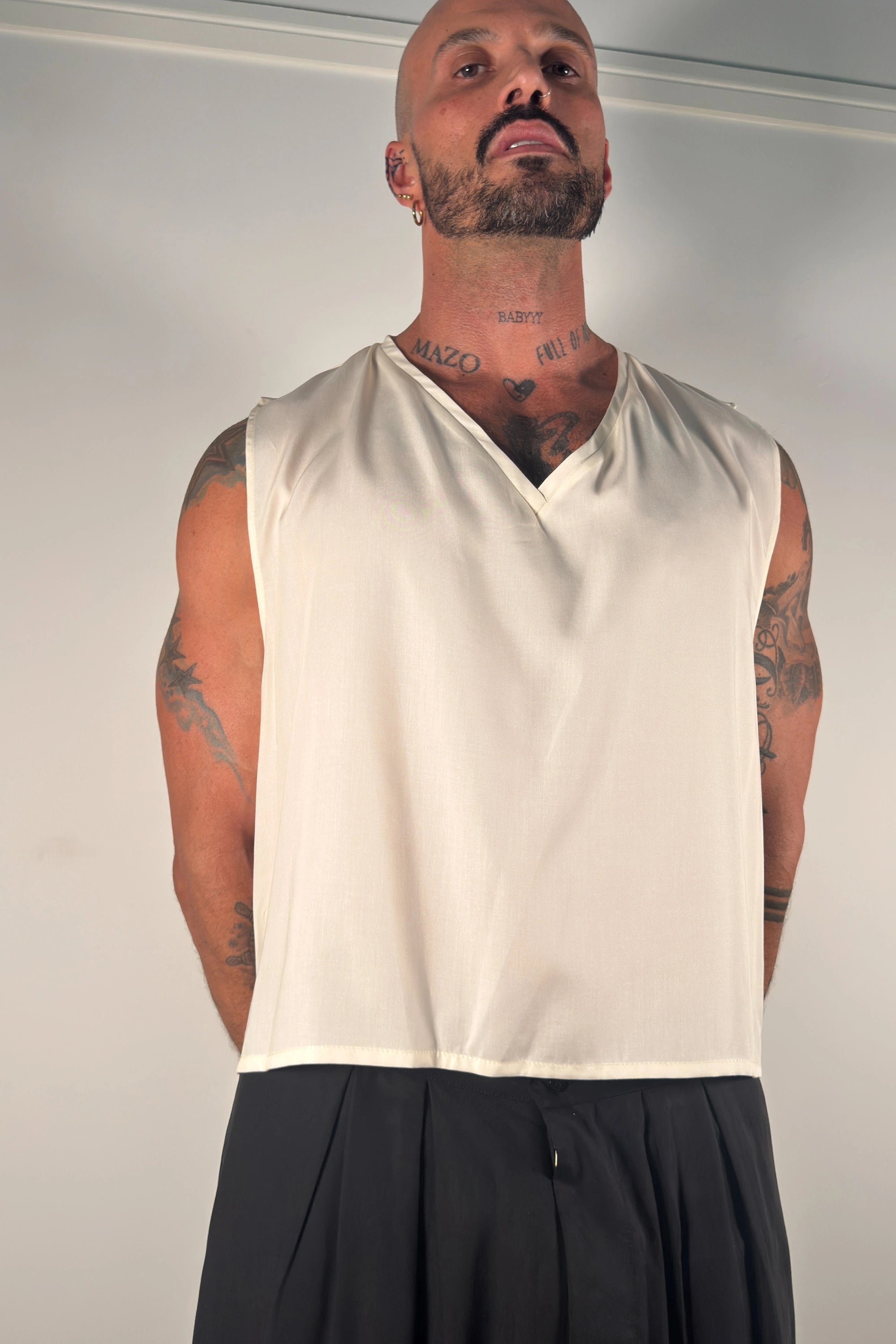 Fortis V-Neck Pullover - Cream