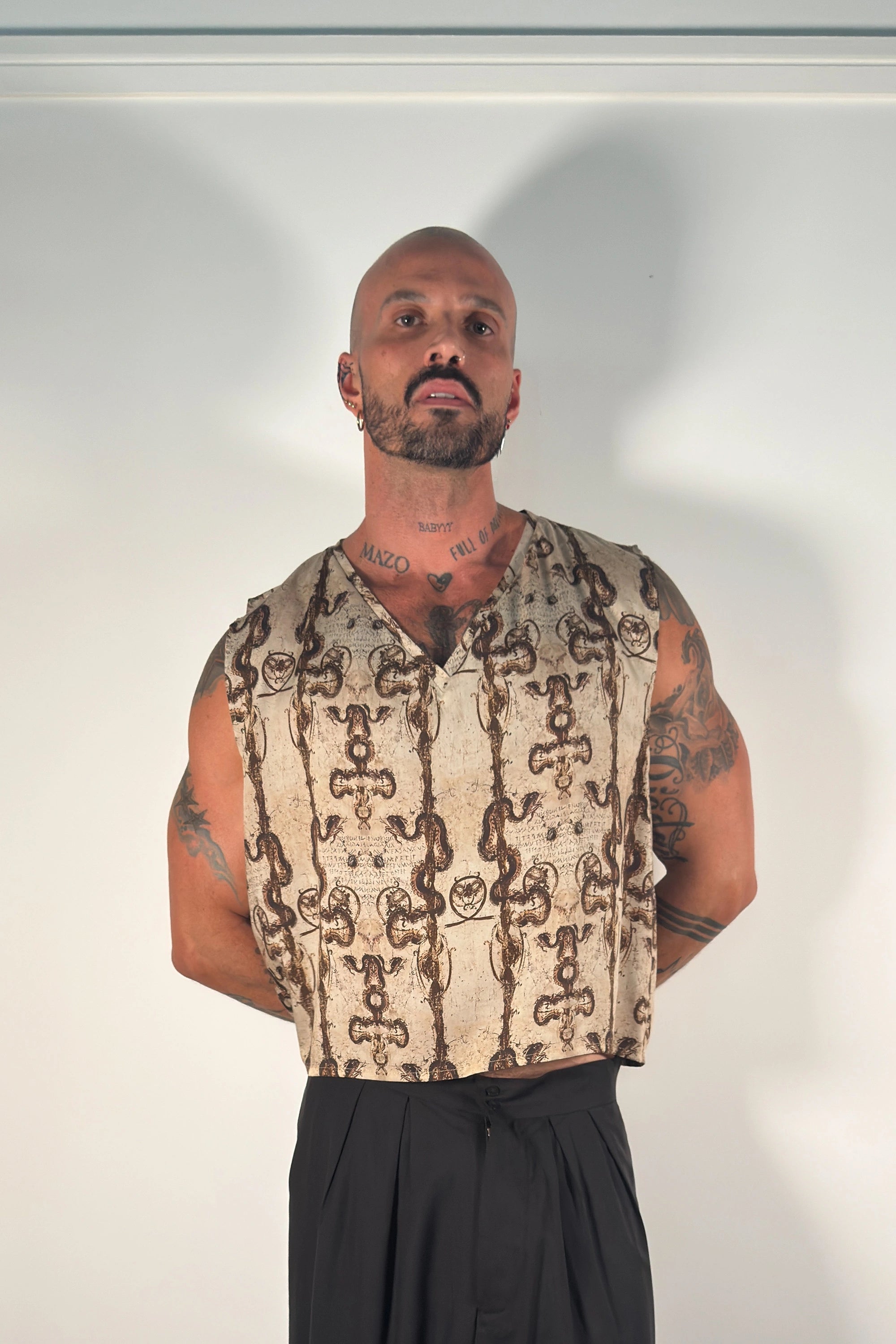 Fortis V-Neck Pullover - Red Kundalini