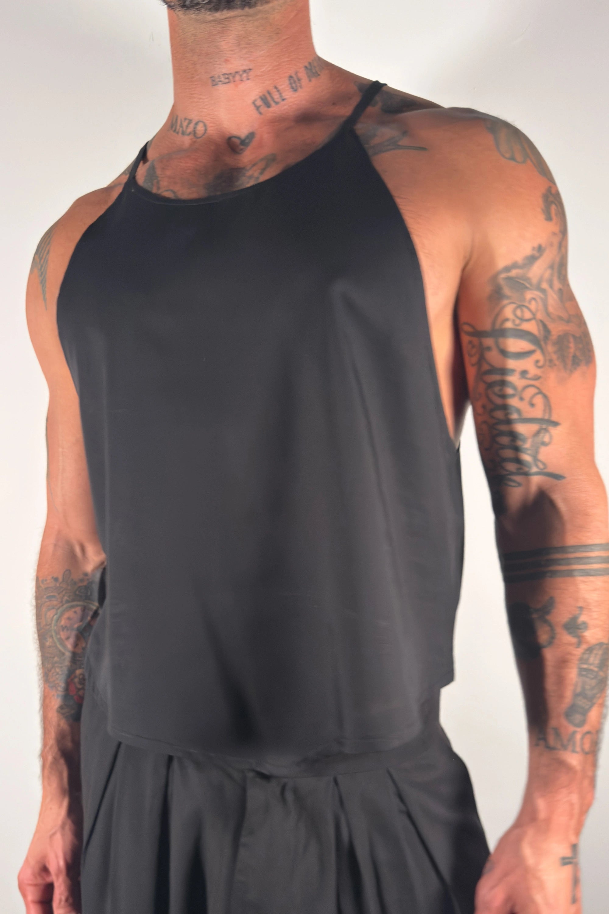 Oleander Halter Tank - Black