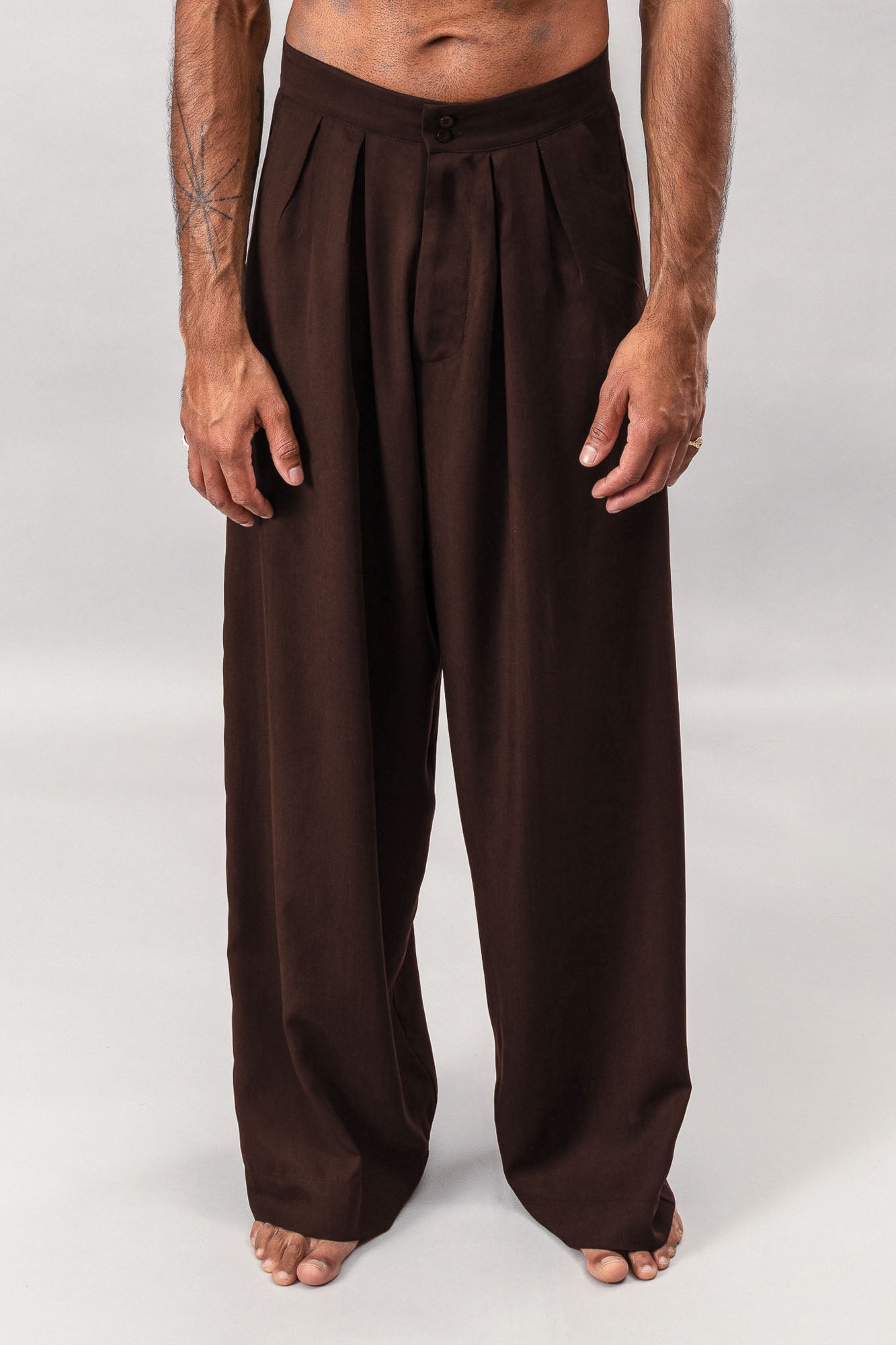 Tailored Pleated Pants - Burgundy