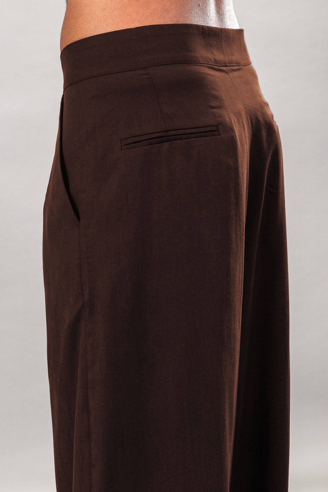 Tailored Pleated Pants - Burgundy