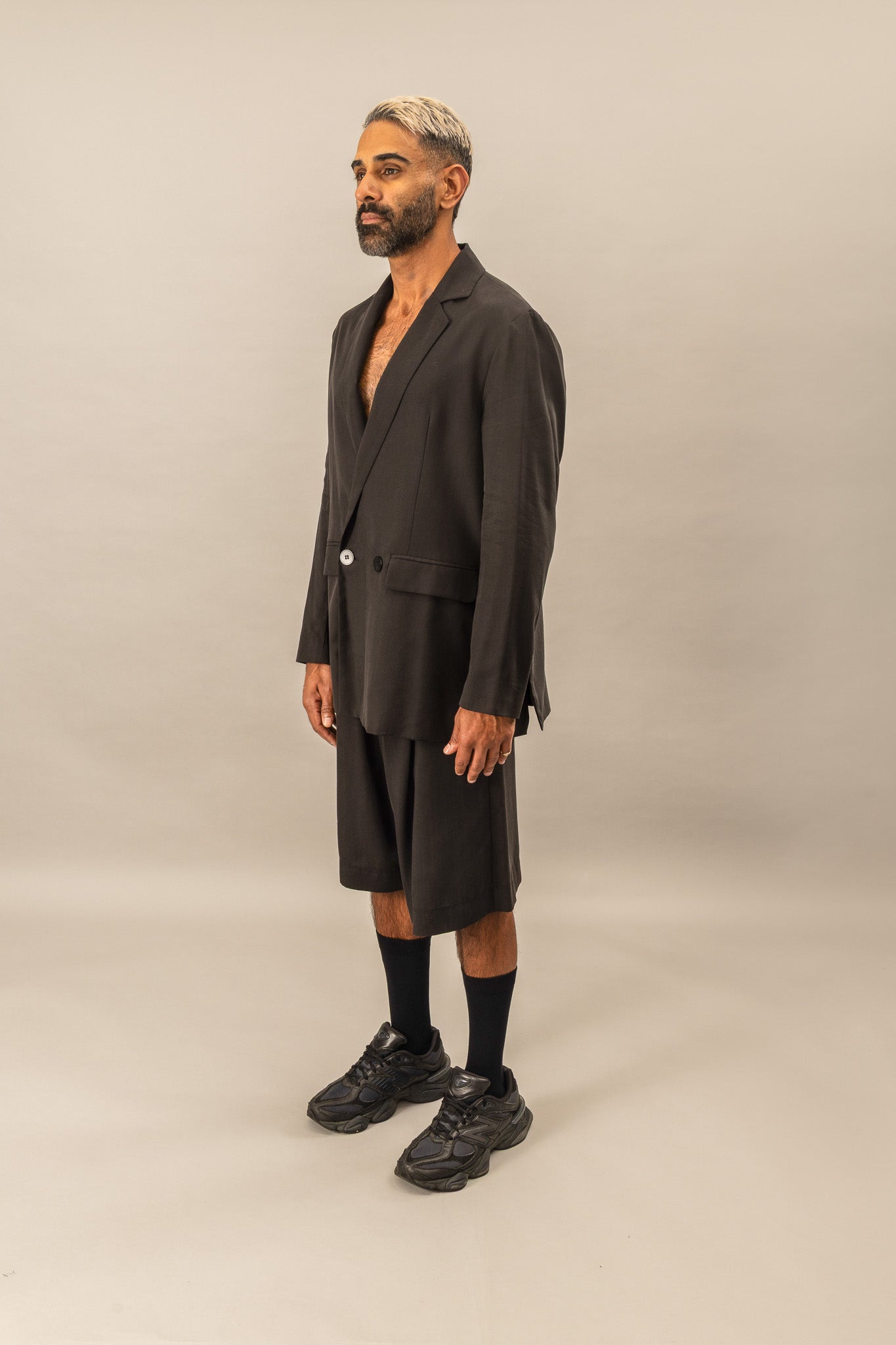 Relaxed Wide Leg Shorts - Black