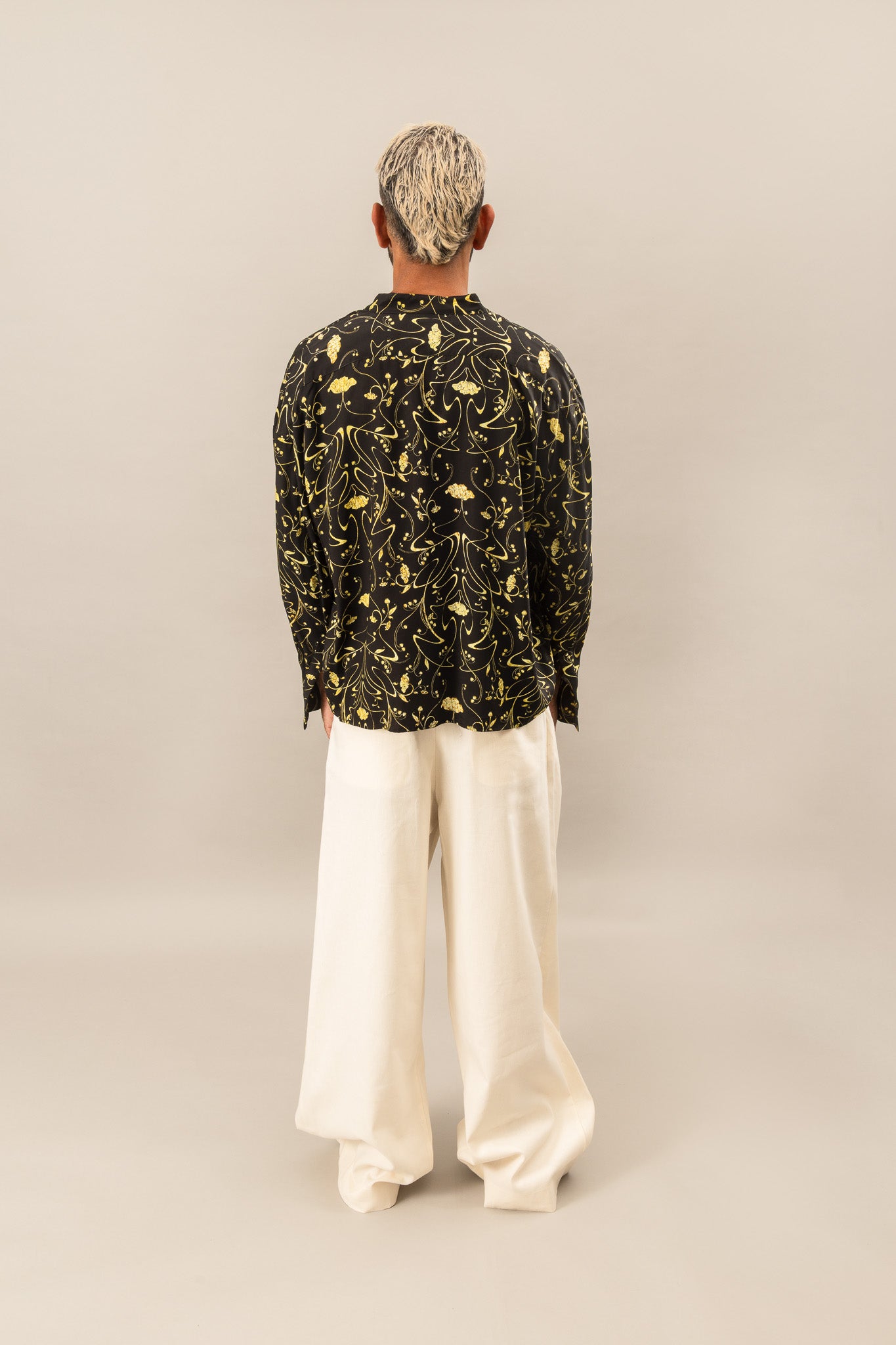 Printed Oversized Shirt in Sylvan Black