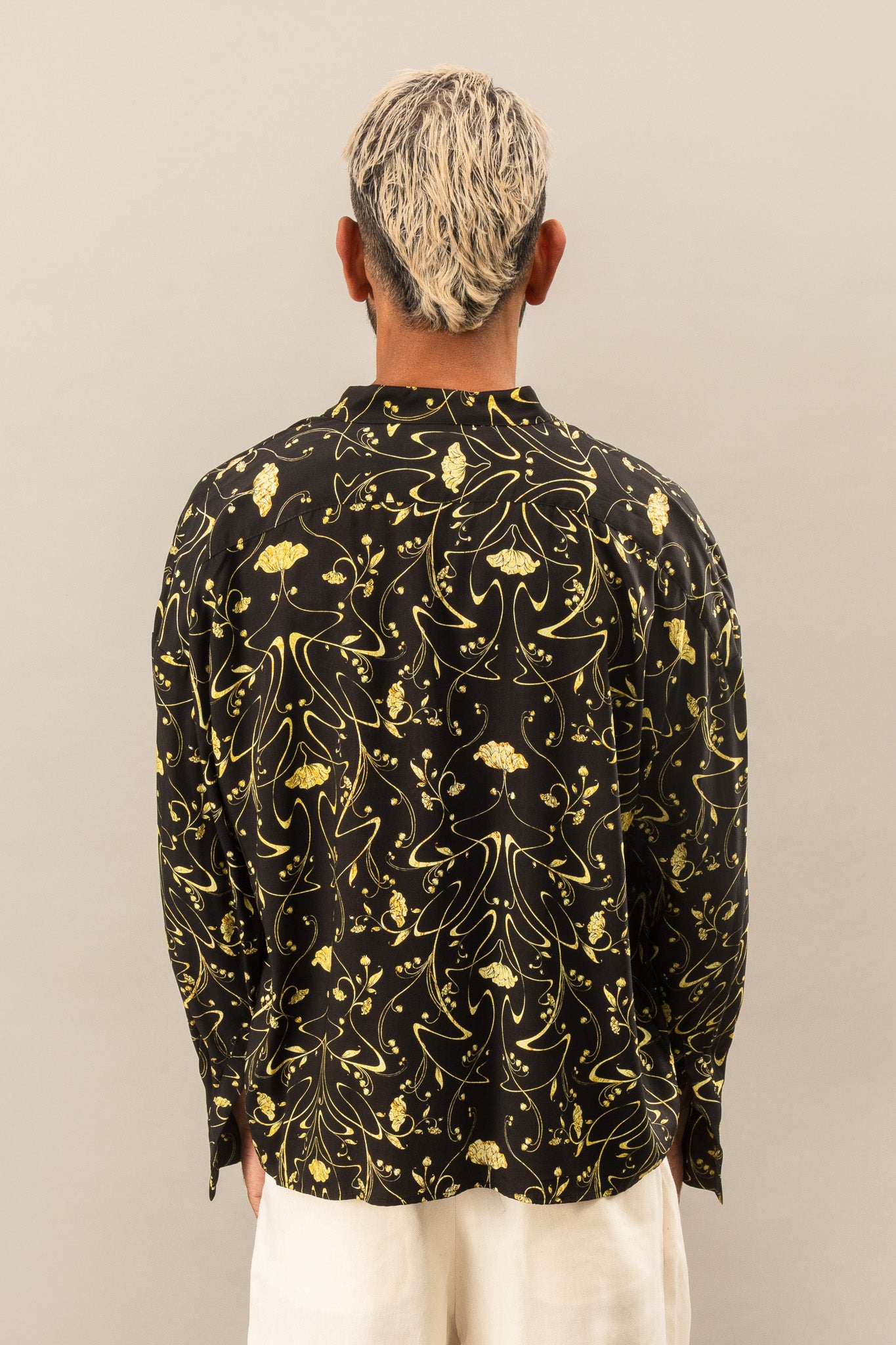 Printed Oversized Shirt in Sylvan Black