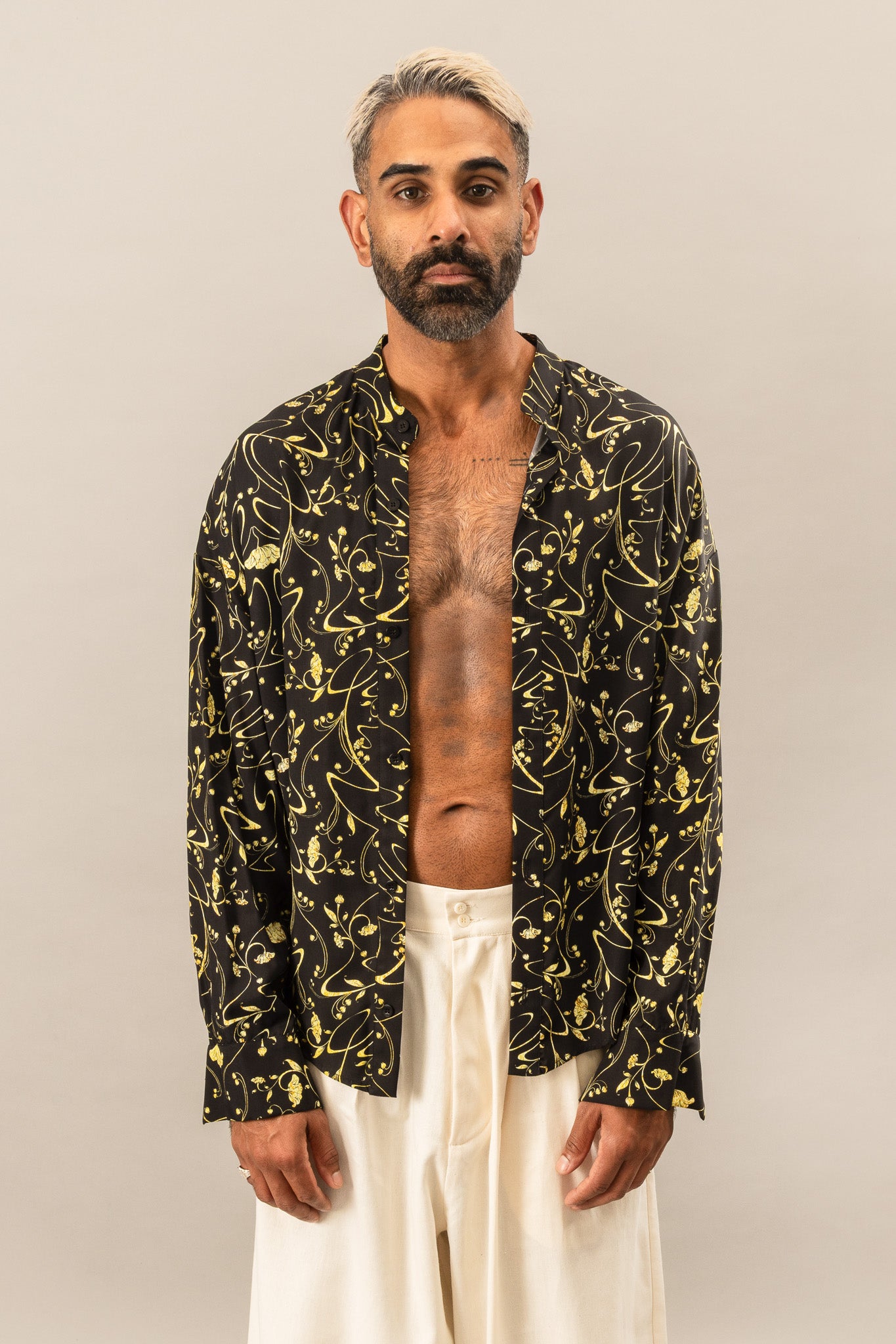 Printed Oversized Shirt in Sylvan Black