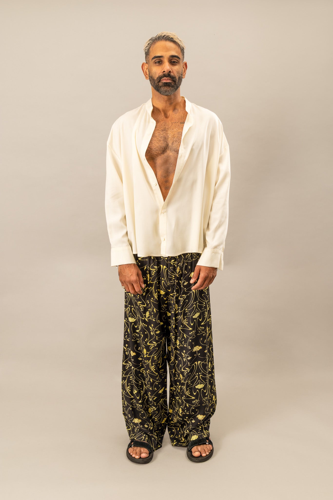 Printed Pleated Pants - Sylvan Black