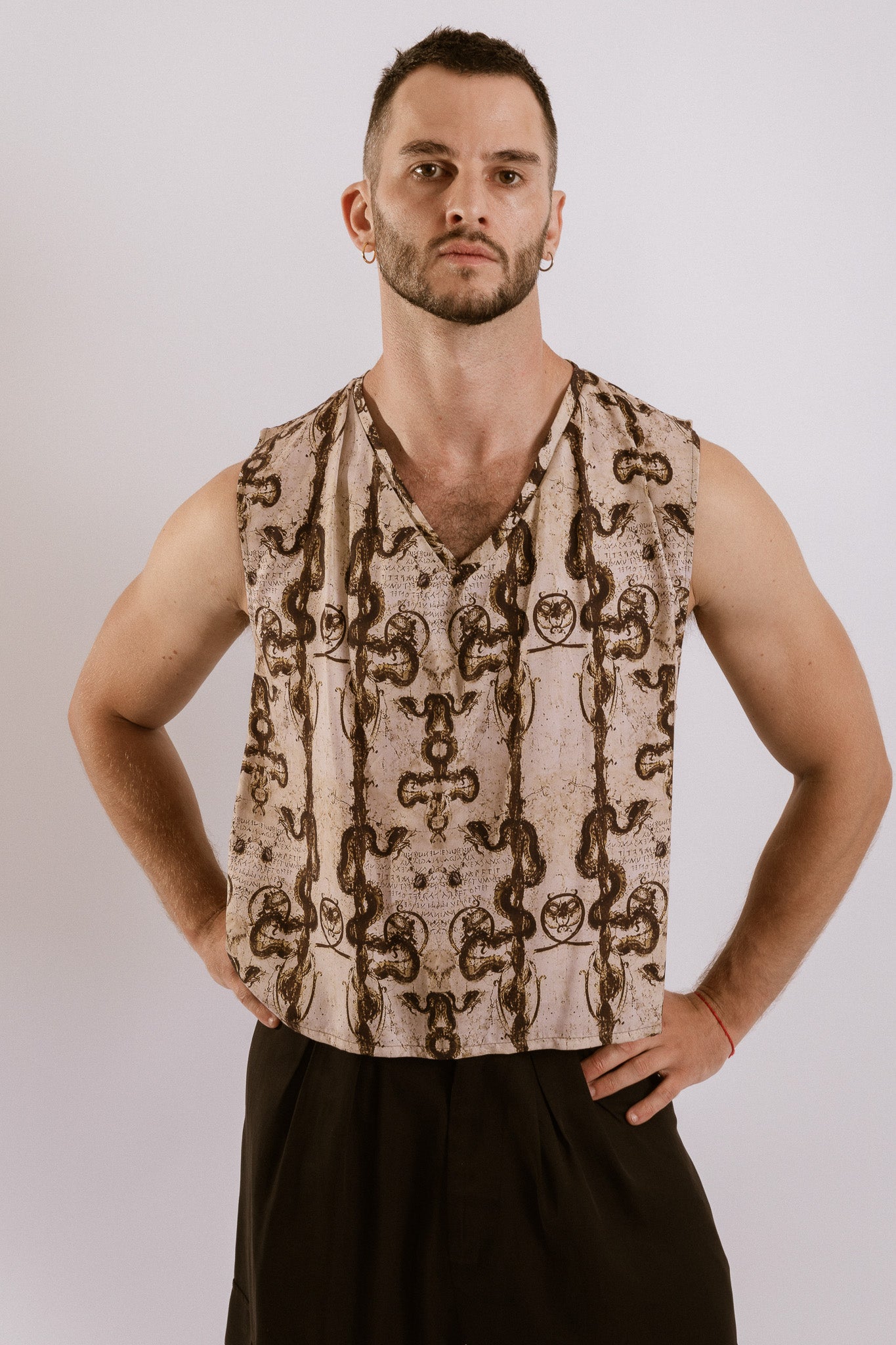 Fortis Crop - Red Kundalini