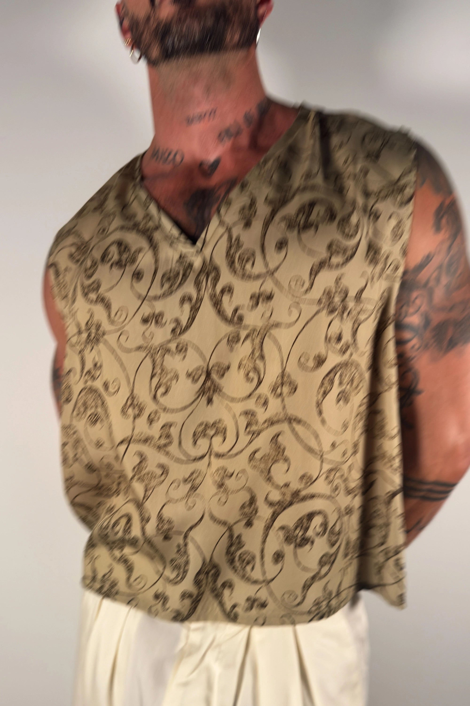 Fortis V-Neck Pullover - Dark Arabesque