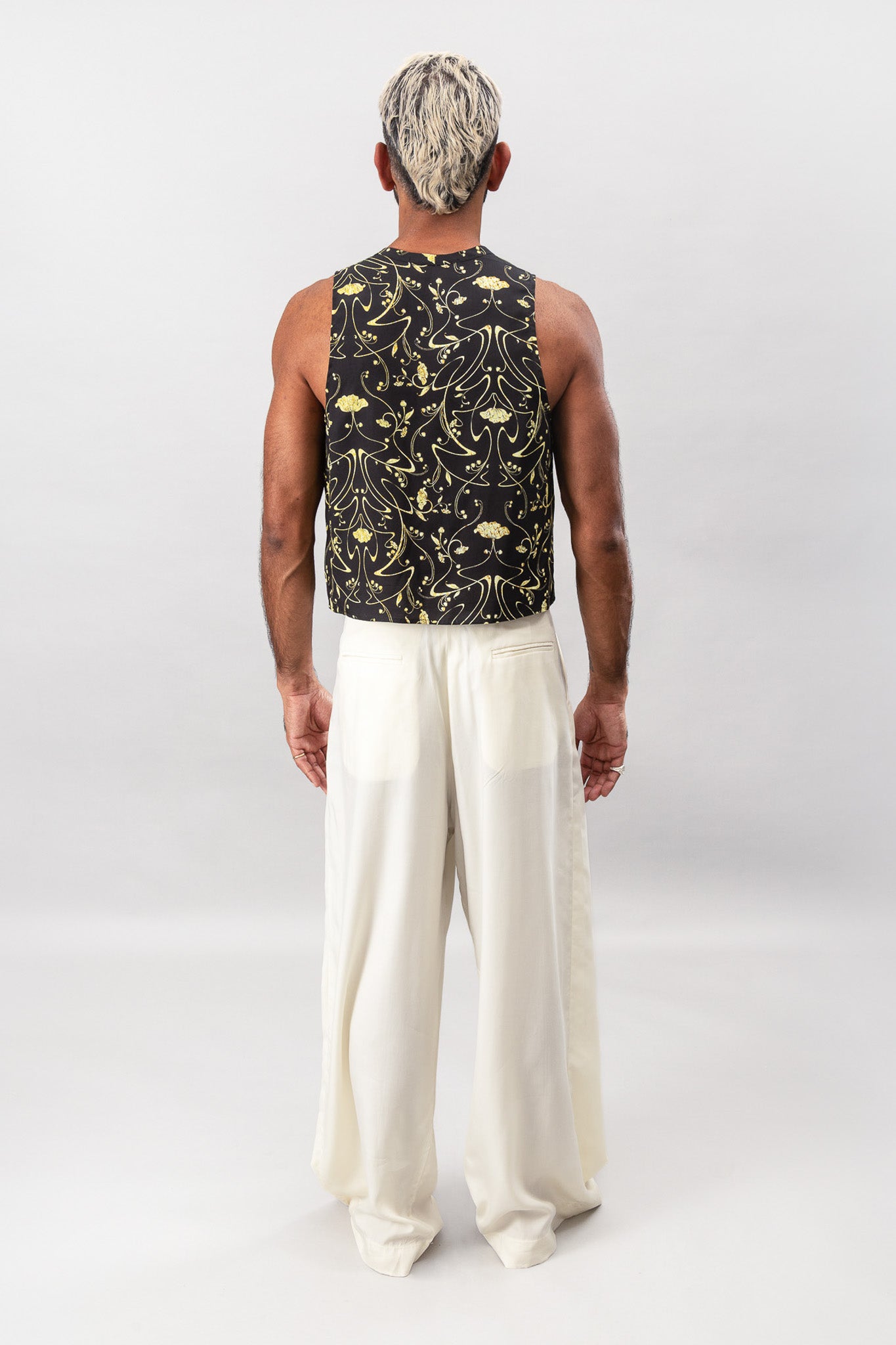 Cropped Tank - Sylvan Black