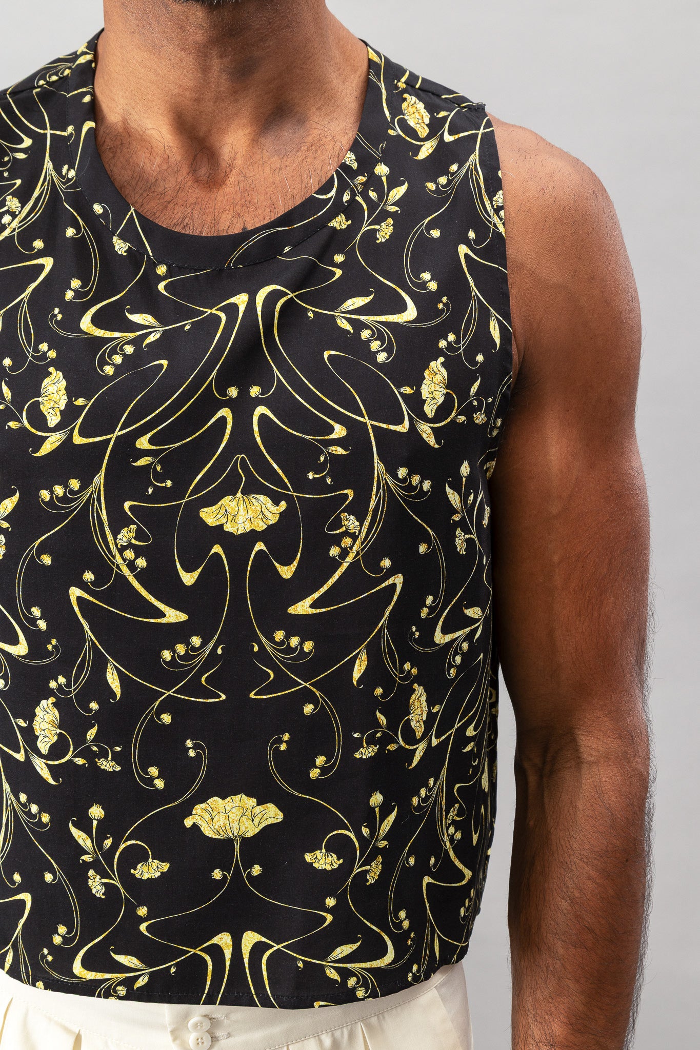 Cropped Tank - Sylvan Black