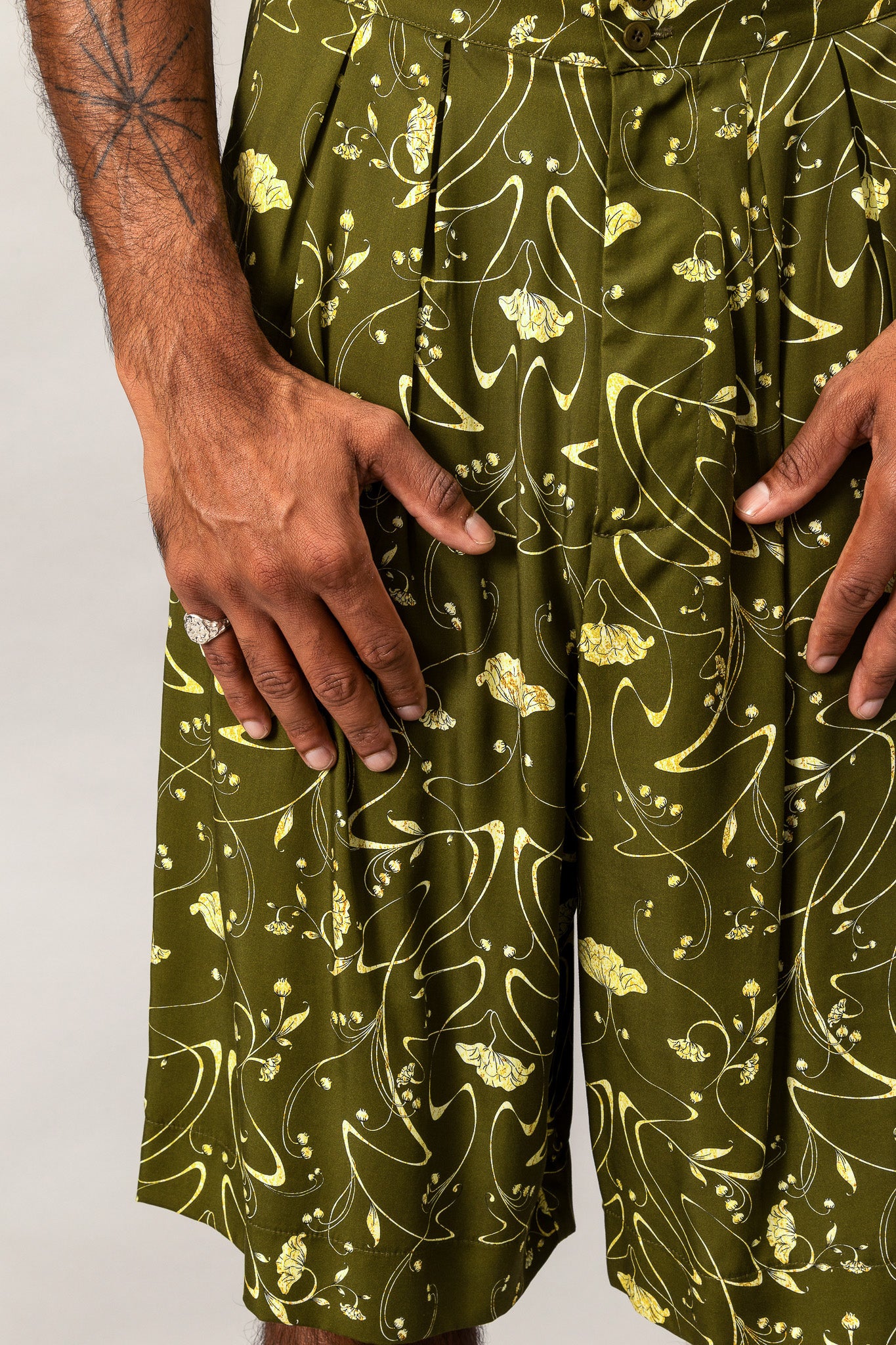 Wide Leg Shorts - Sylvan Green