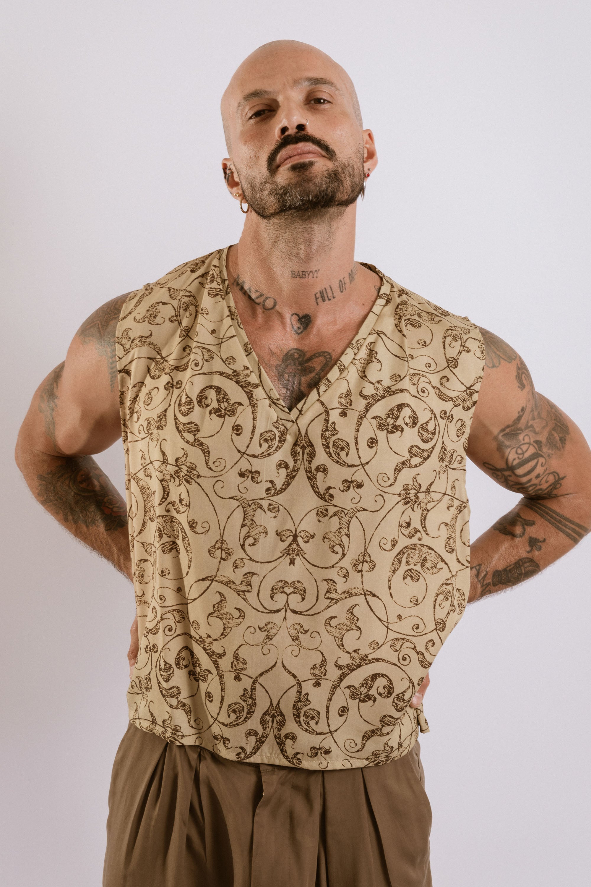 Fortis Pullover - Dark Arabesque