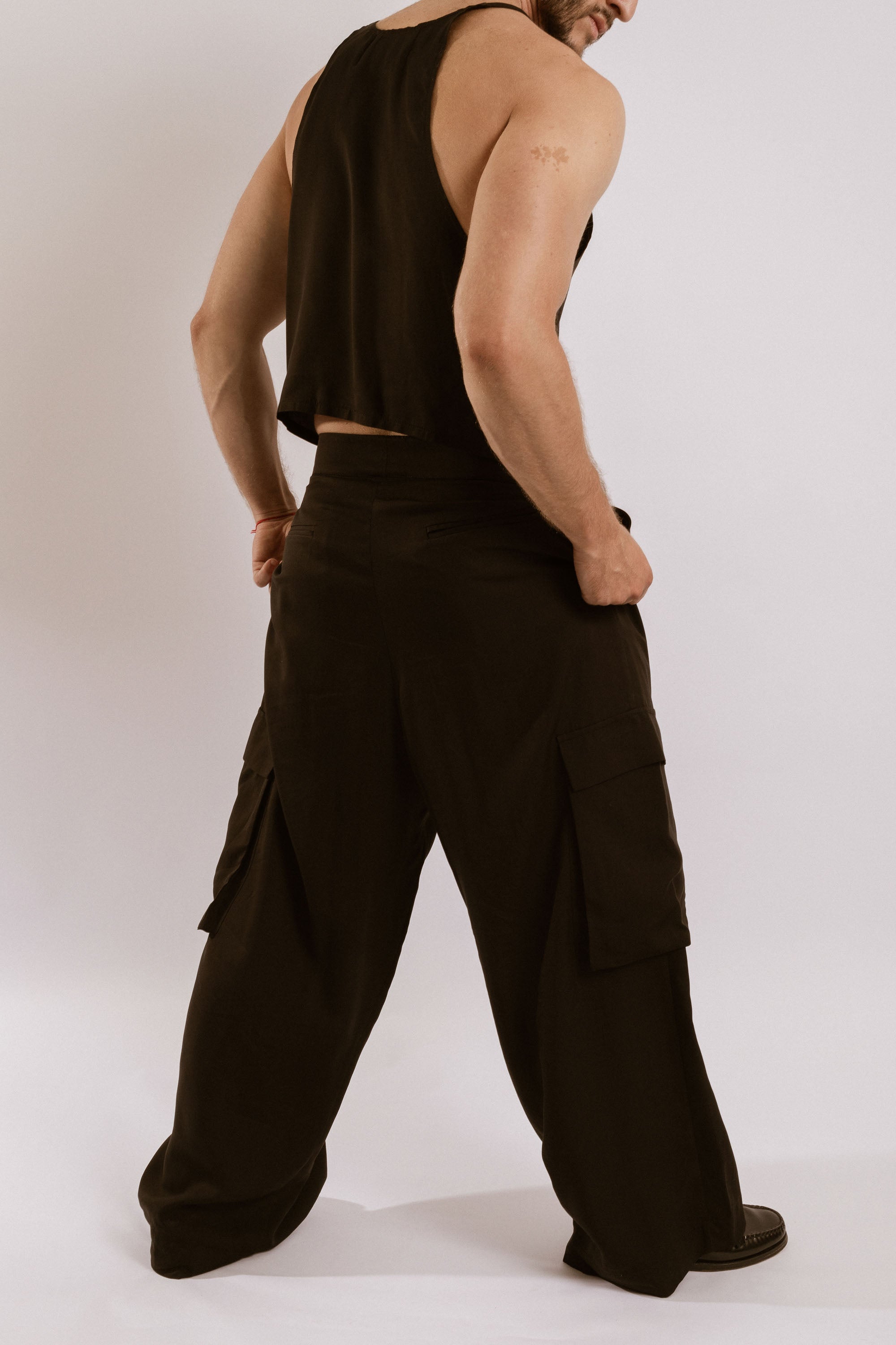 Amaranth Wide Leg Pants - Black