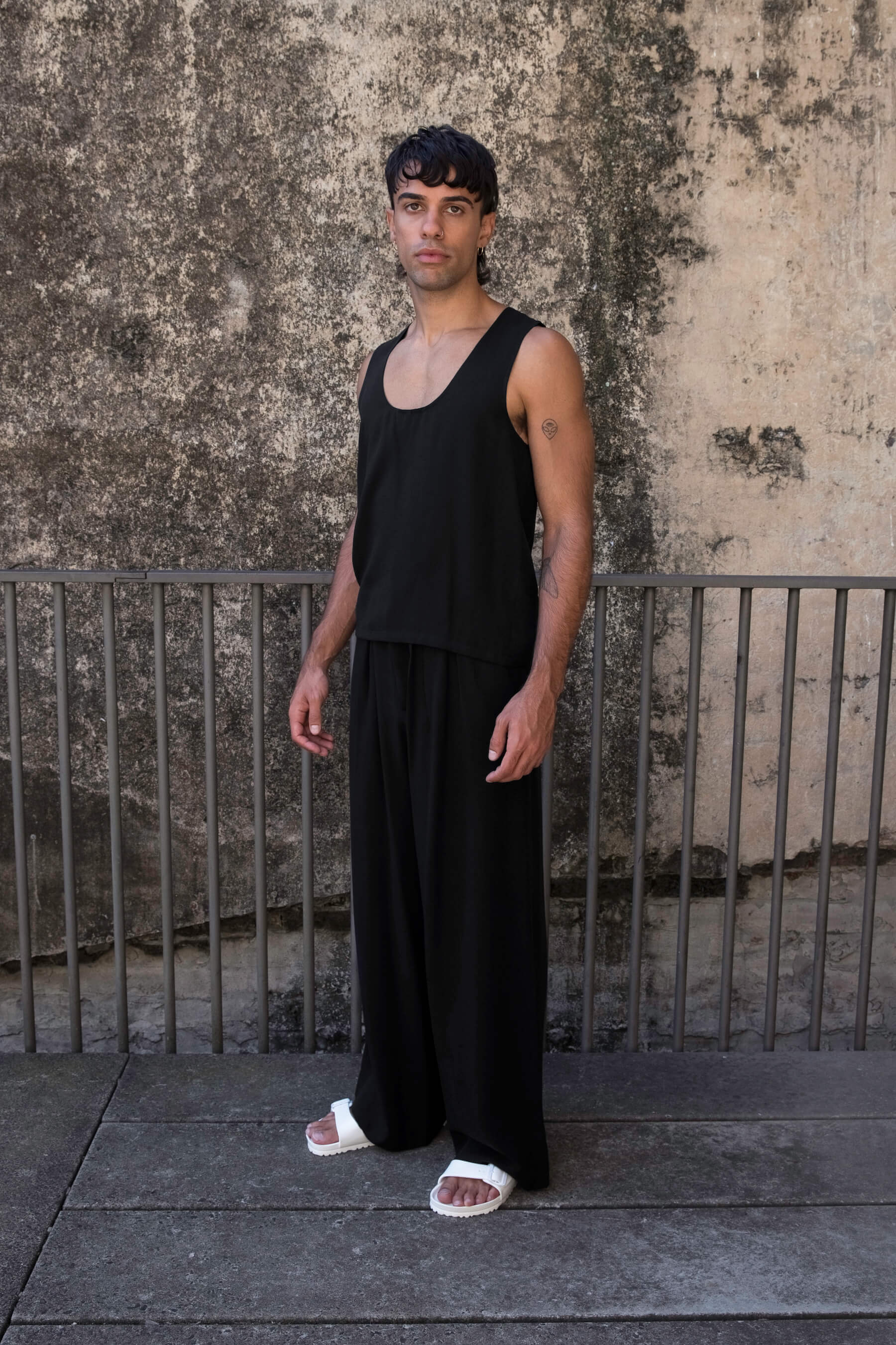 Men's Low-Cut Singlet - Black Tencel (Eucalyptus) - The Glade