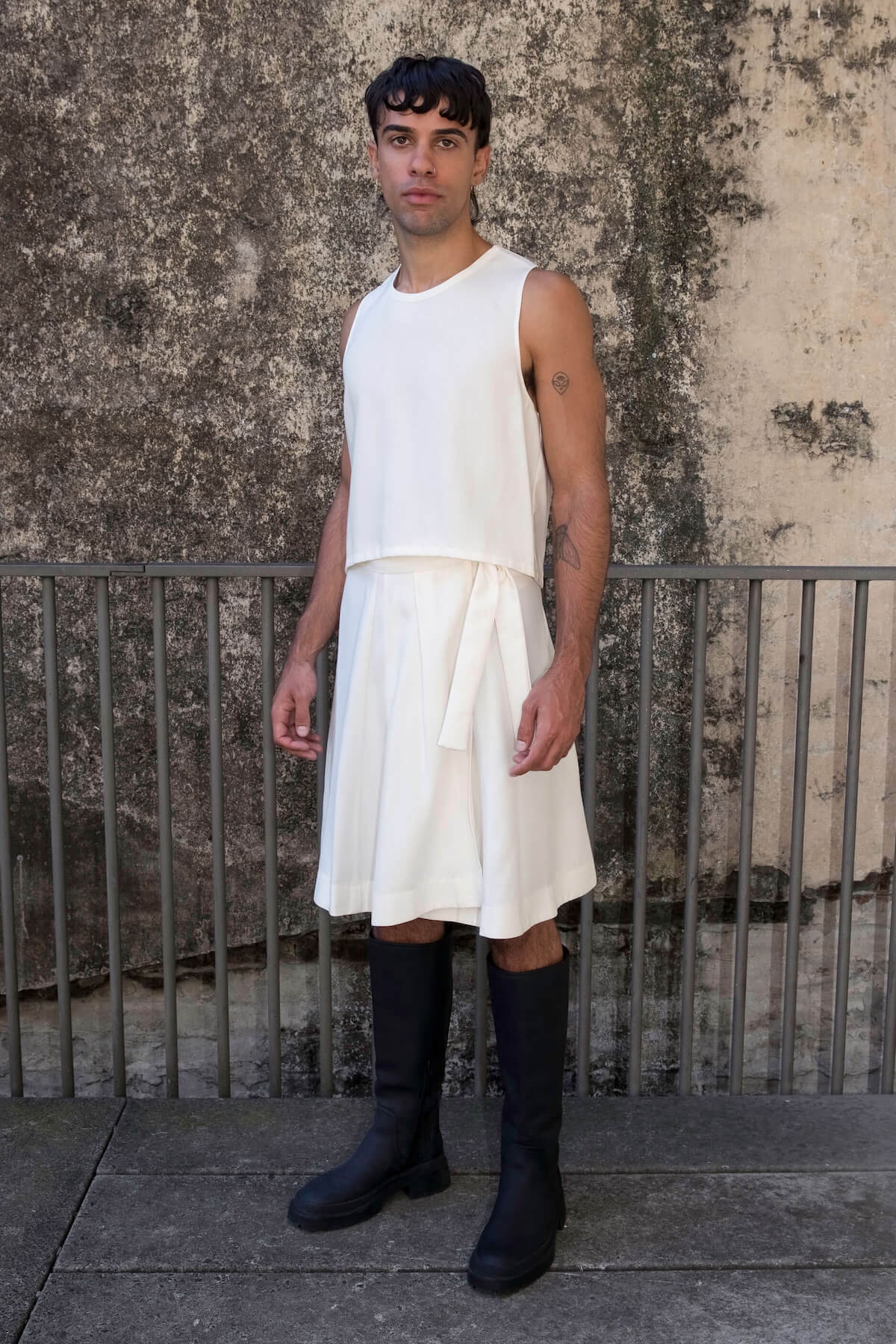 Cropped top for men and men's skirt in white